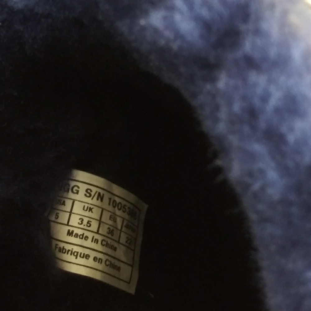 **SOLD SOLD**UGG Everleigh Bailey Bow Navy Talot 5 - Picture 8 of 8